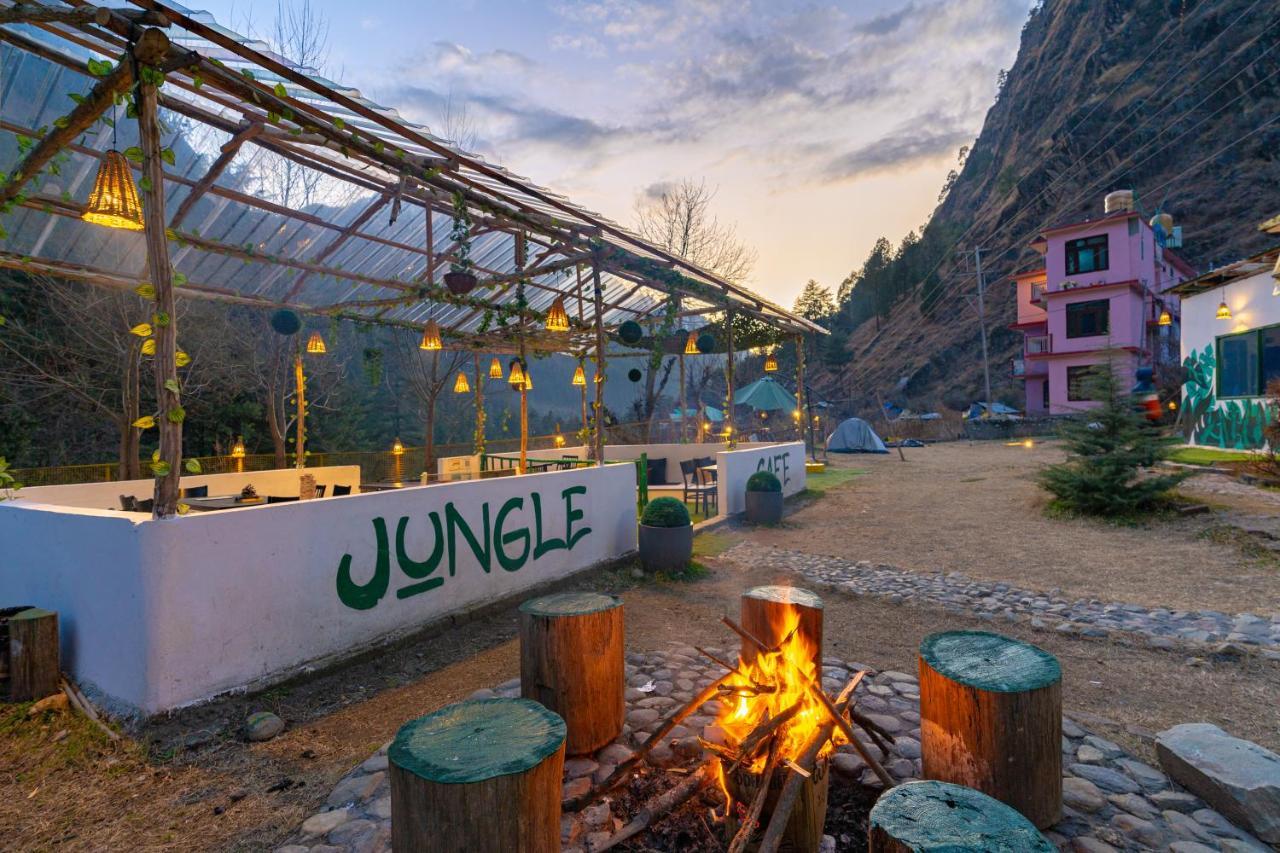 Jungle Hostel By Whoopers 卡索尔 外观 照片
